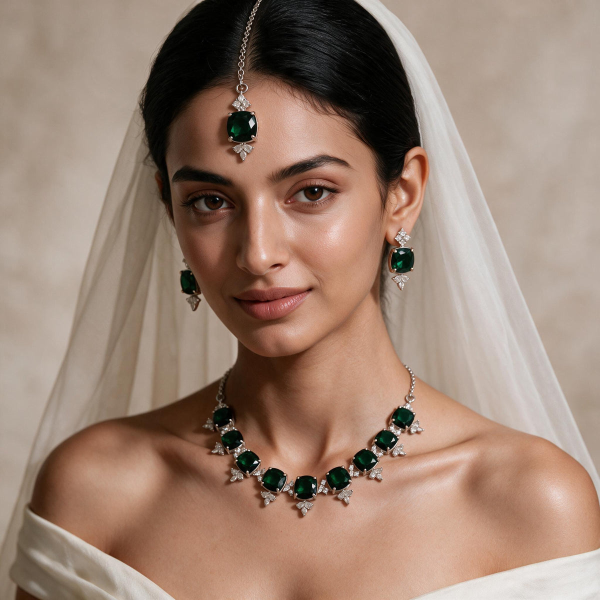 AD Necklace Set