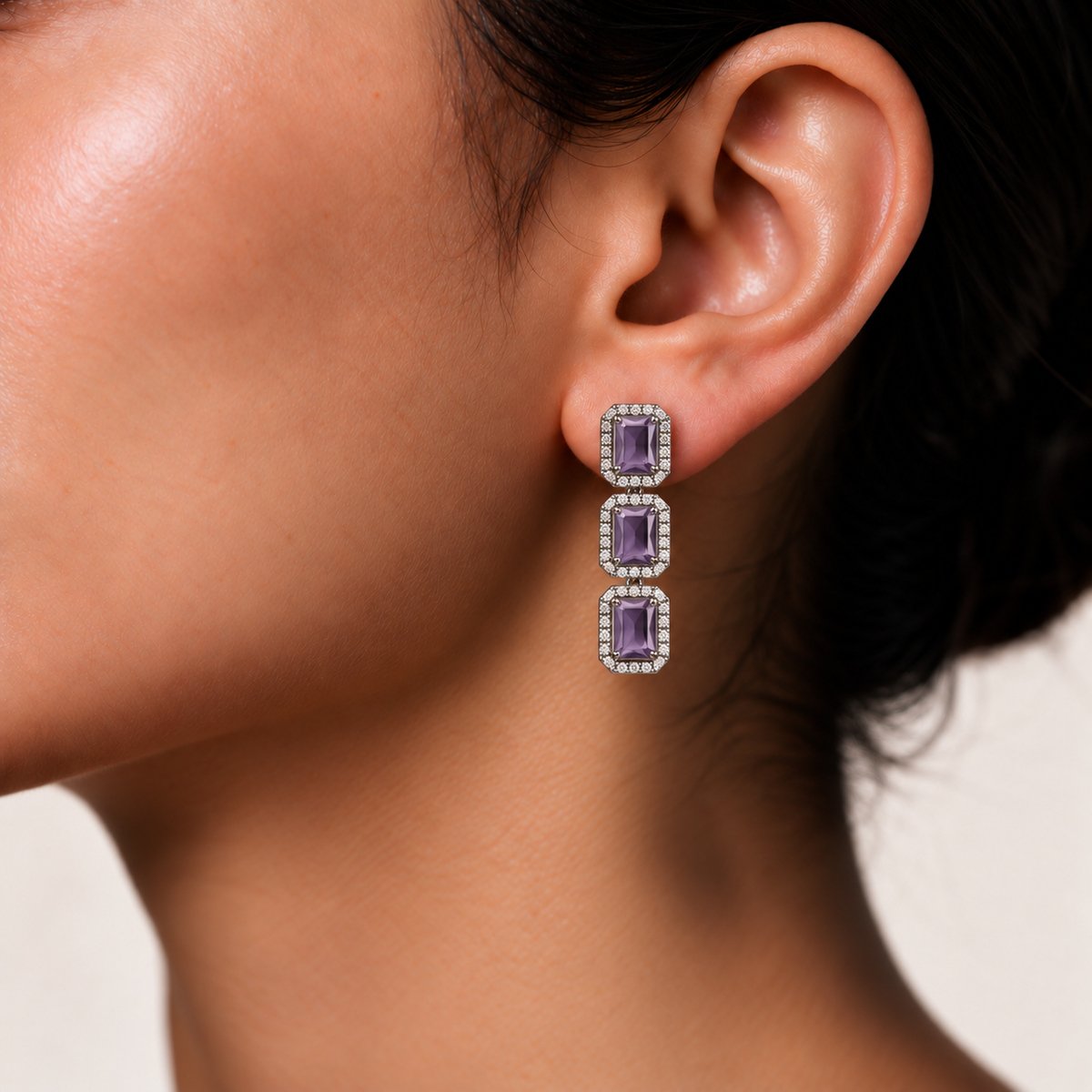 Artificial diamond neckset