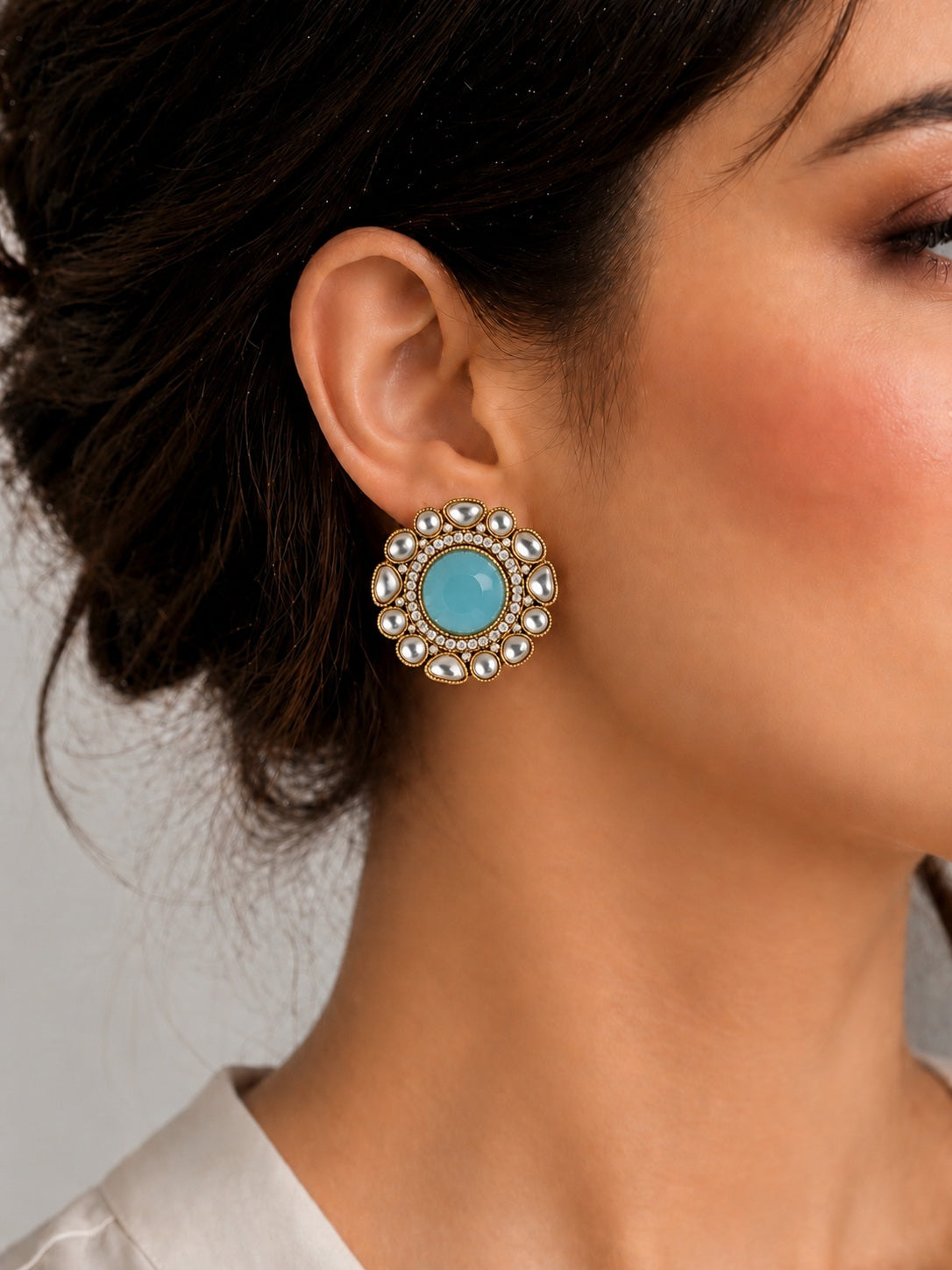 fashion stud earrings
