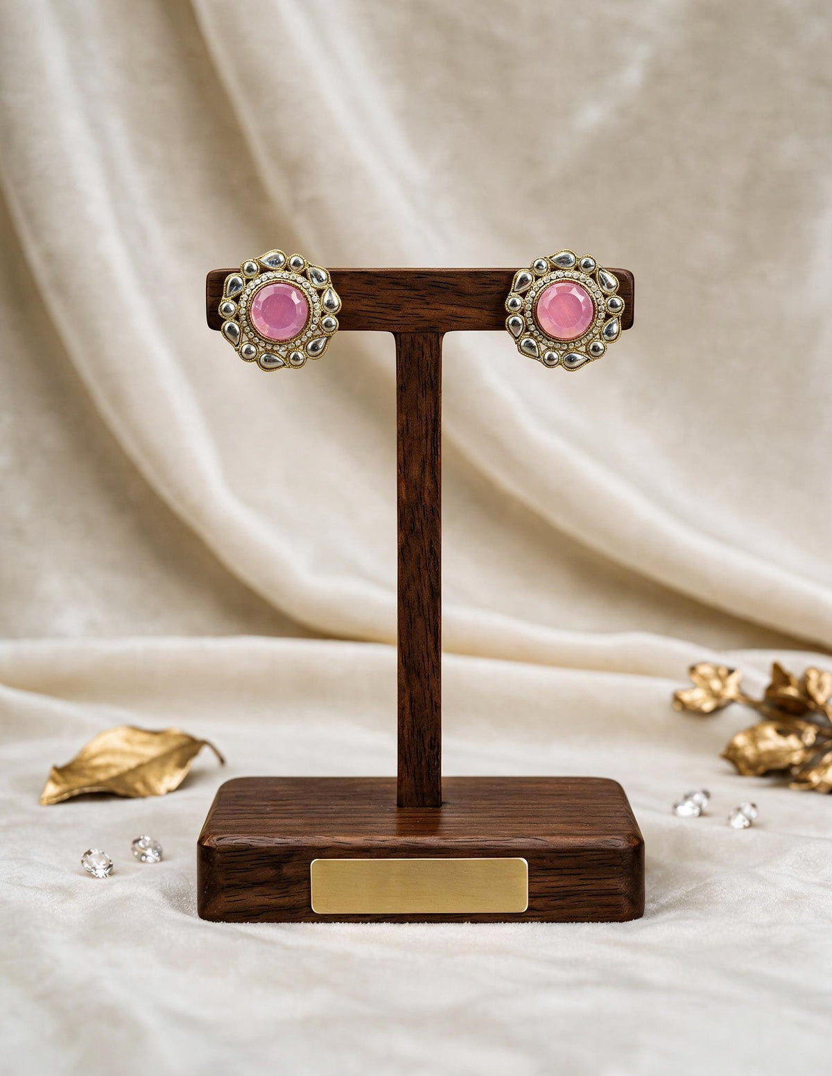 women’s stud earrings