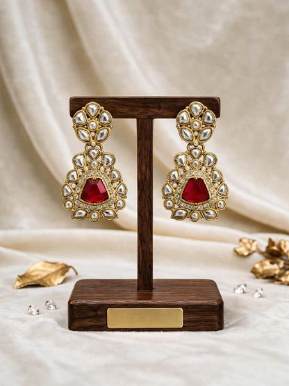 Lightweight stud earrings